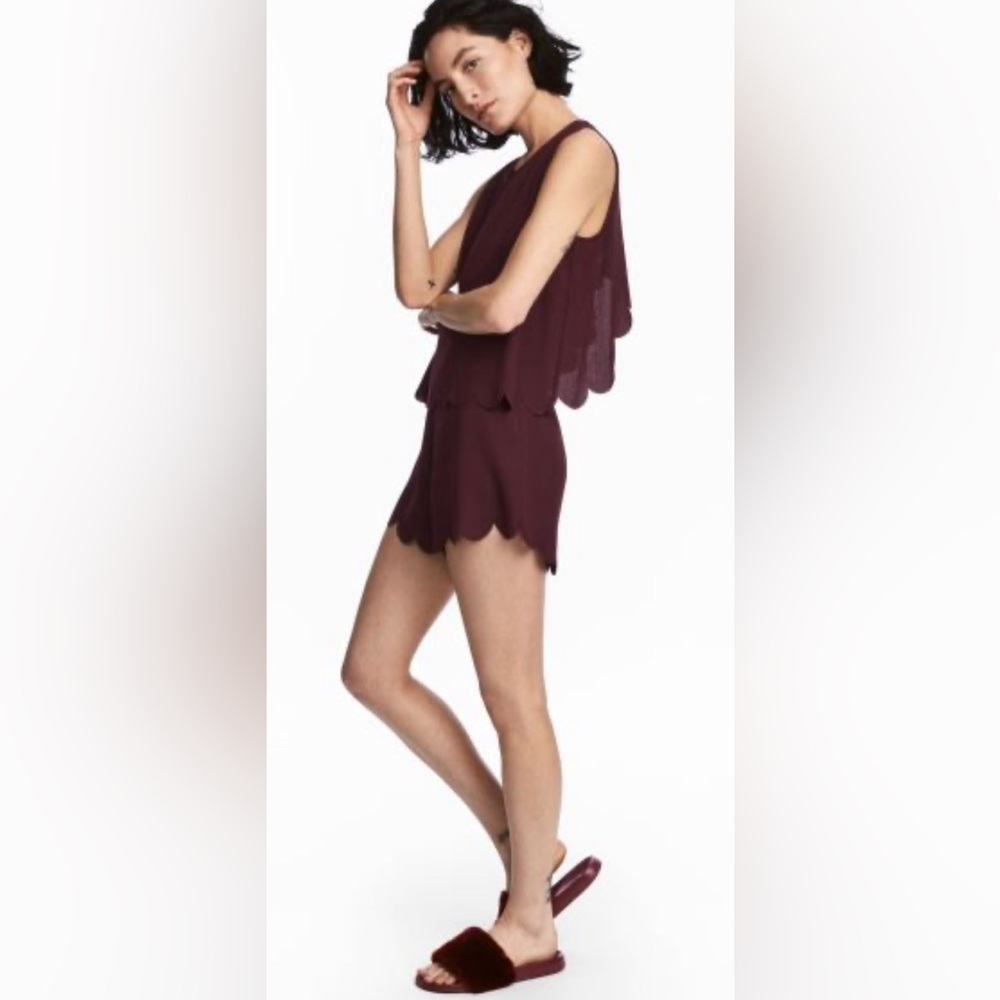 EUC H&M Plum Playsuit. Size 12. Sleeveless w/scalloped edges & opening at back.